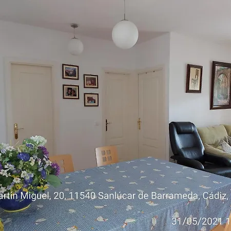 Apartamento Bajo Con Terraza. Piscina Y Jardin Comunitario Sanlúcar de Barrameda