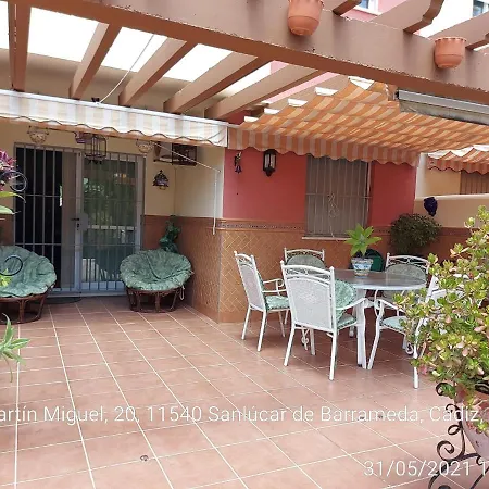 Bajo Con Terraza Piscina Y Jardin Apartment *